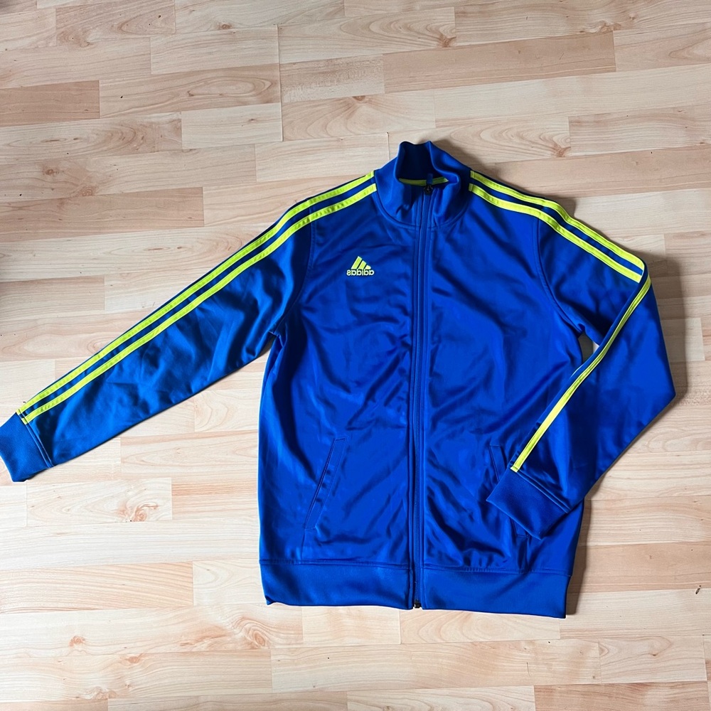 adidas Kids Set in Blue with Yellow Accents